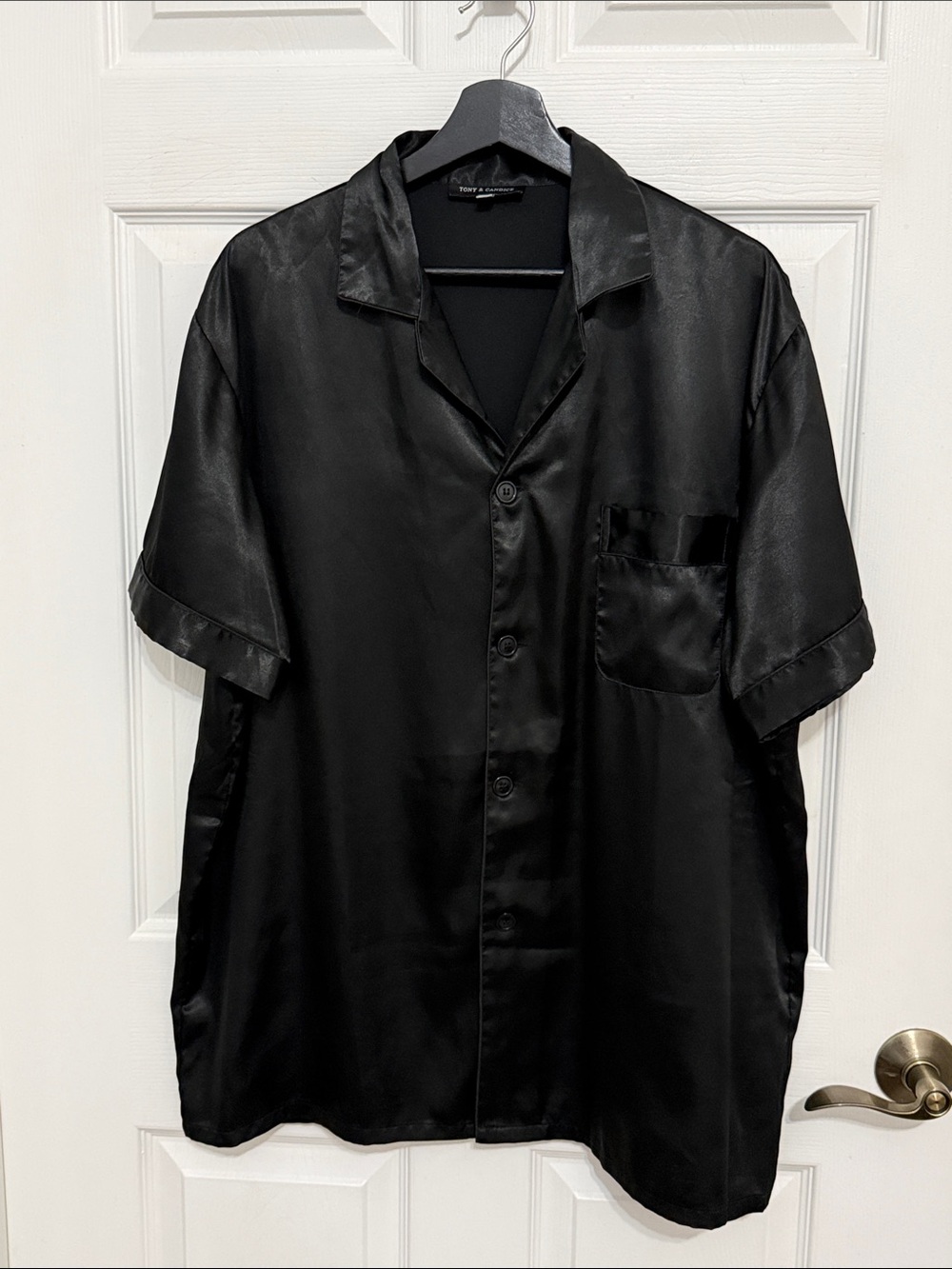 Tony & Candice women’s button down pajama top